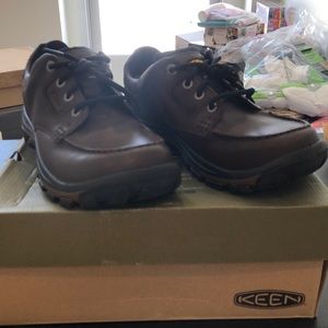 keen nopo lace